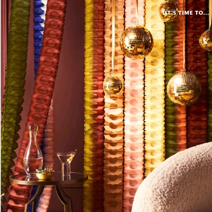 Garland paper decoration (Sand)