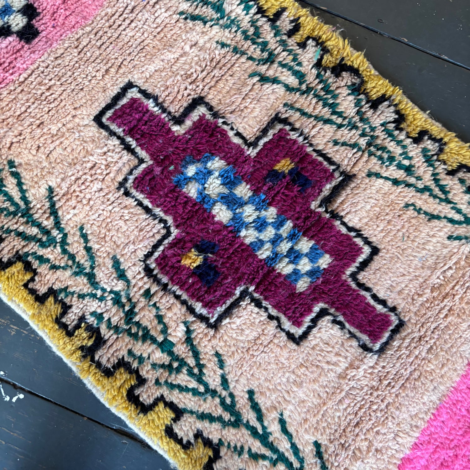 Pink Beni Ourain wool runner