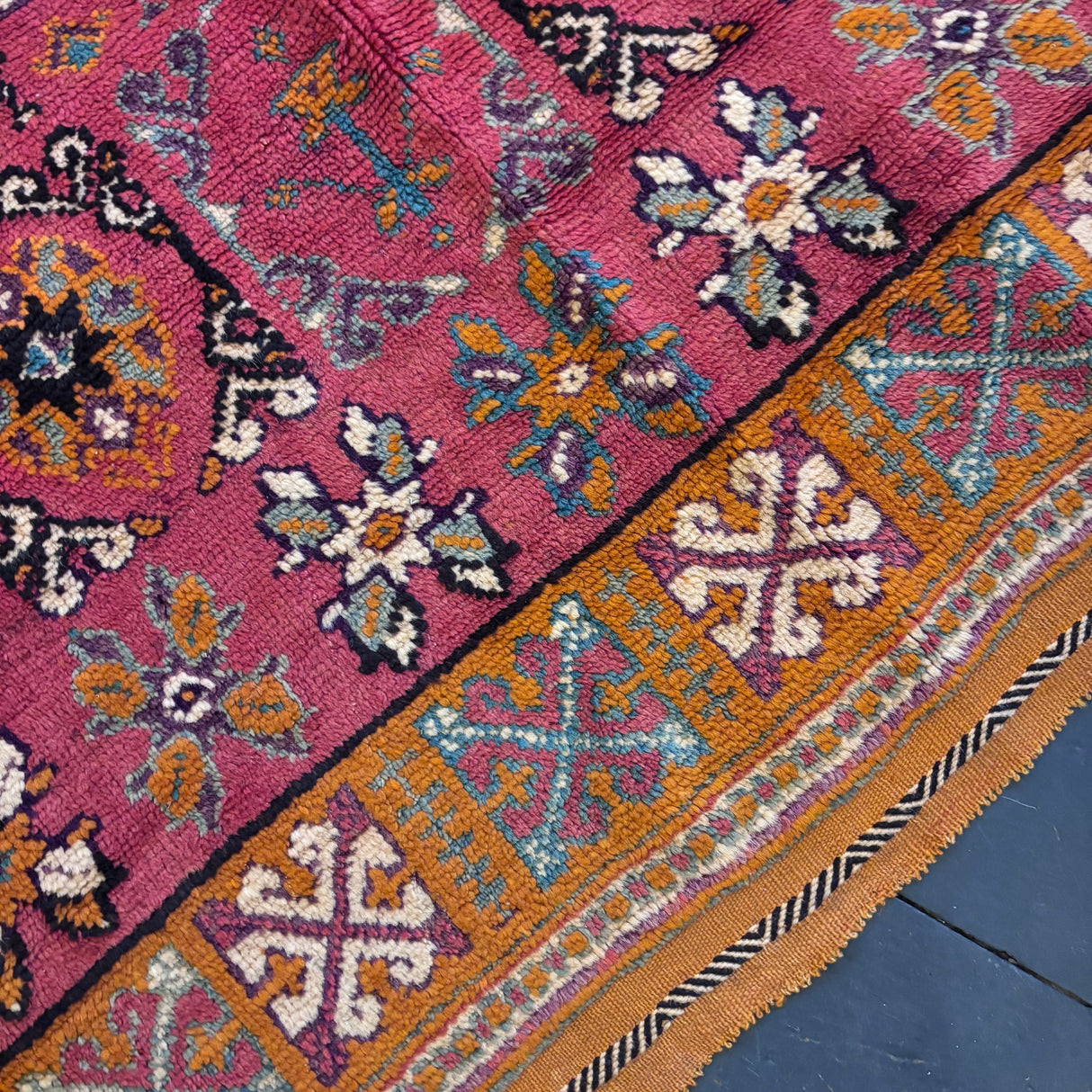 Large vintage Moroccan rug