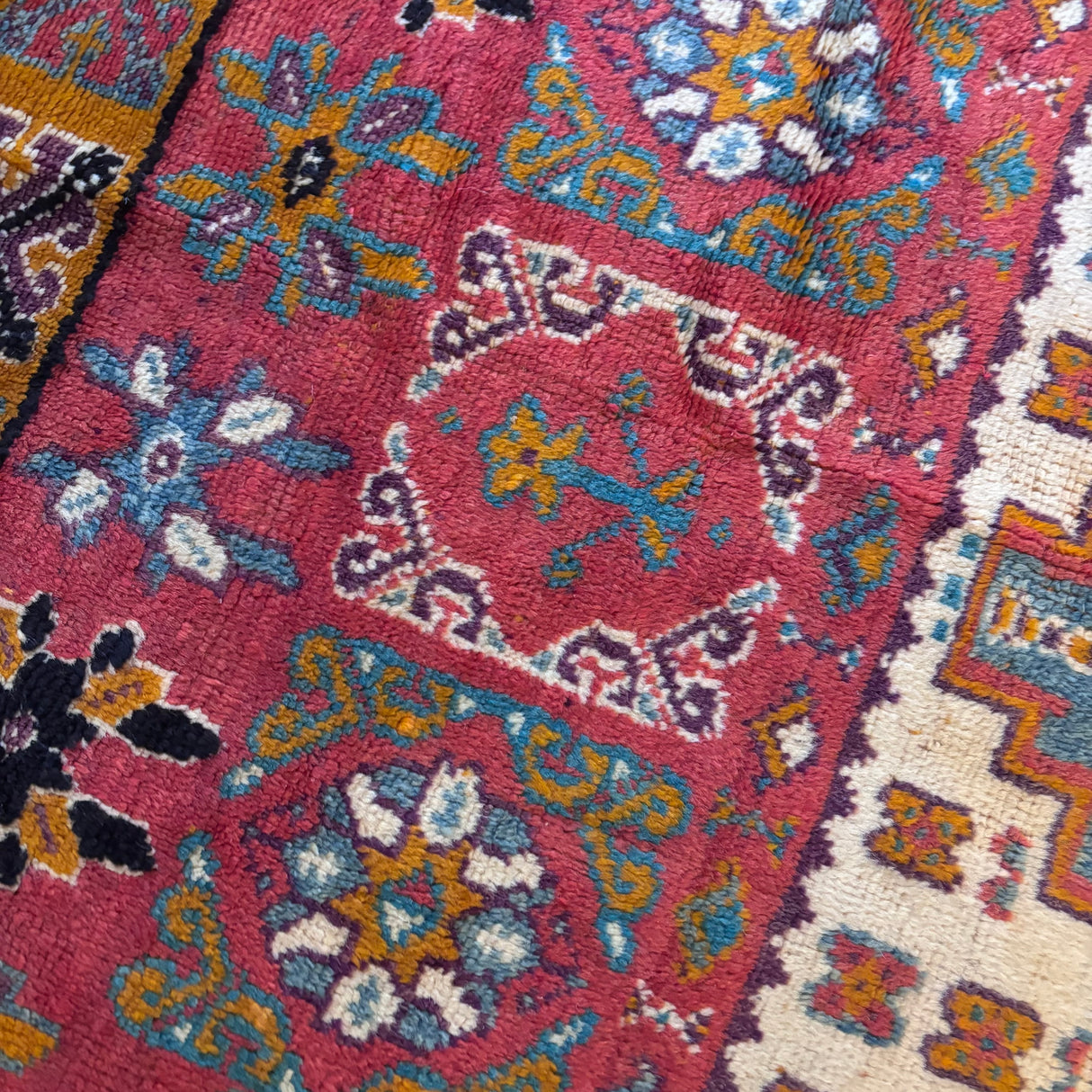 Large vintage Moroccan rug