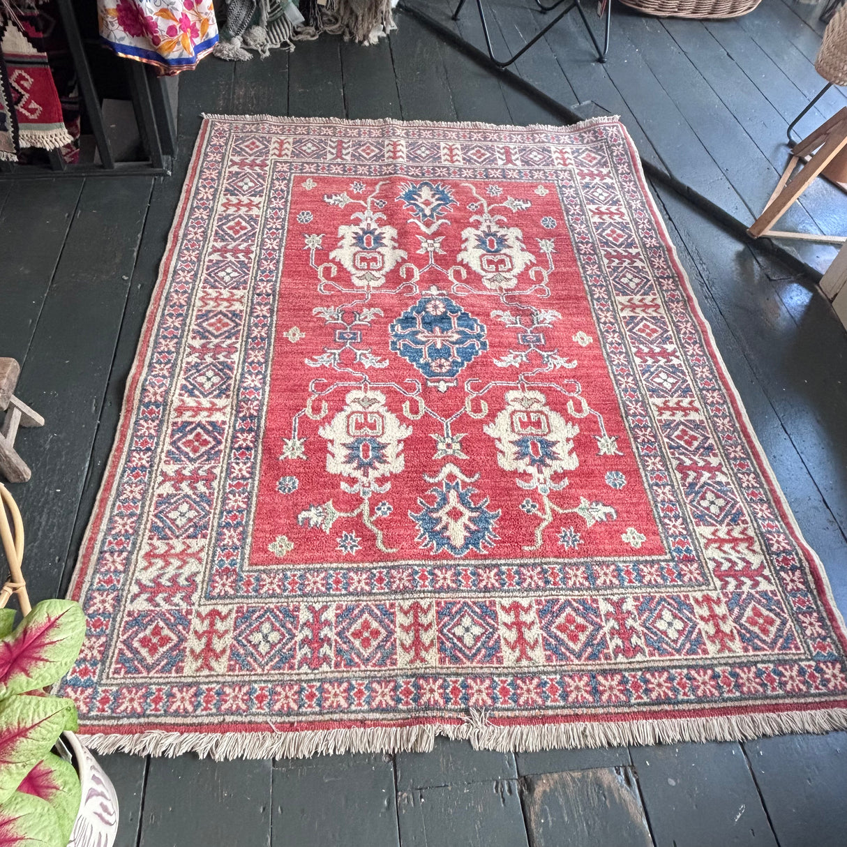 Hand knotted Kazak rug