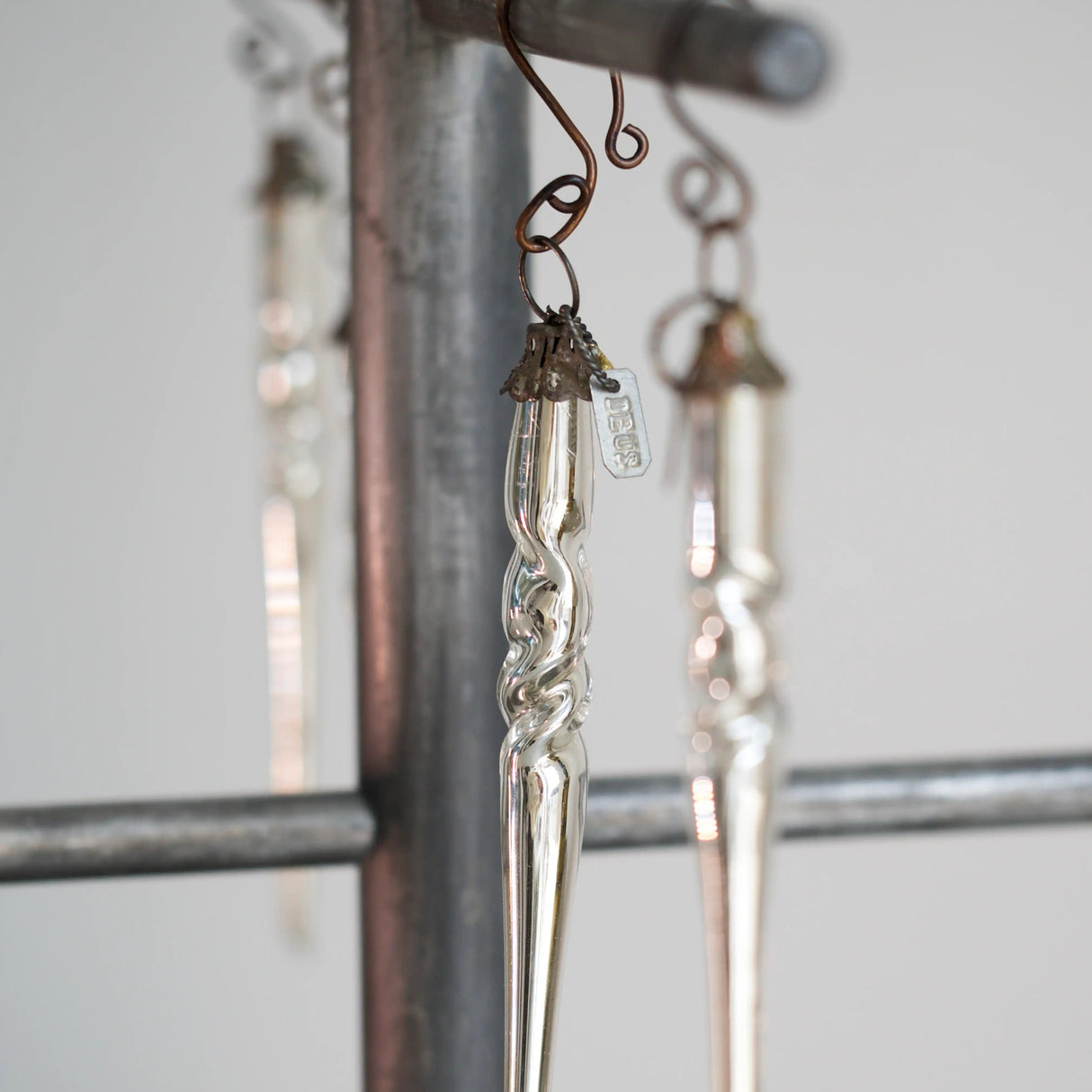 Mouth blown twisted glass icicle