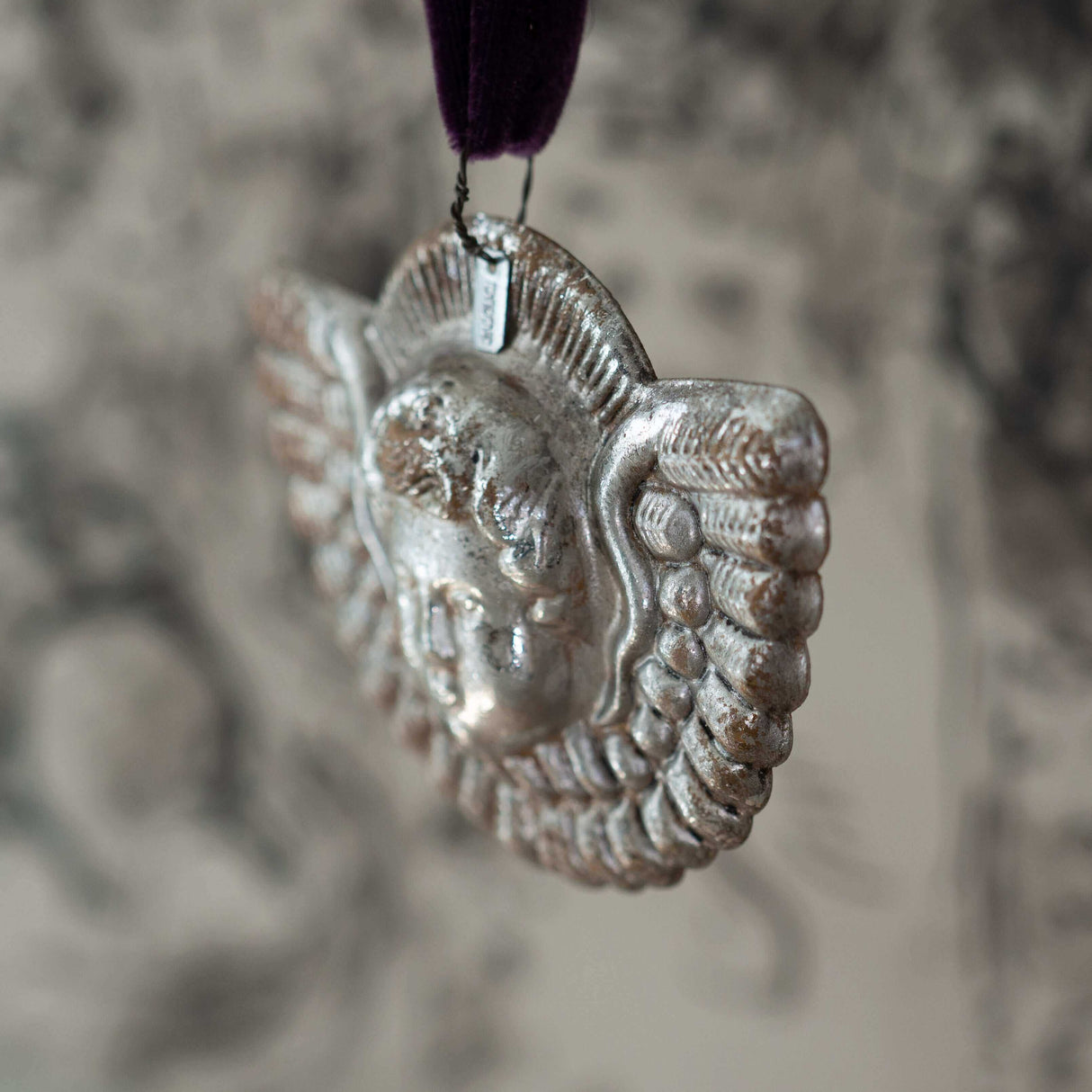 Silvered angel head & wings ornament