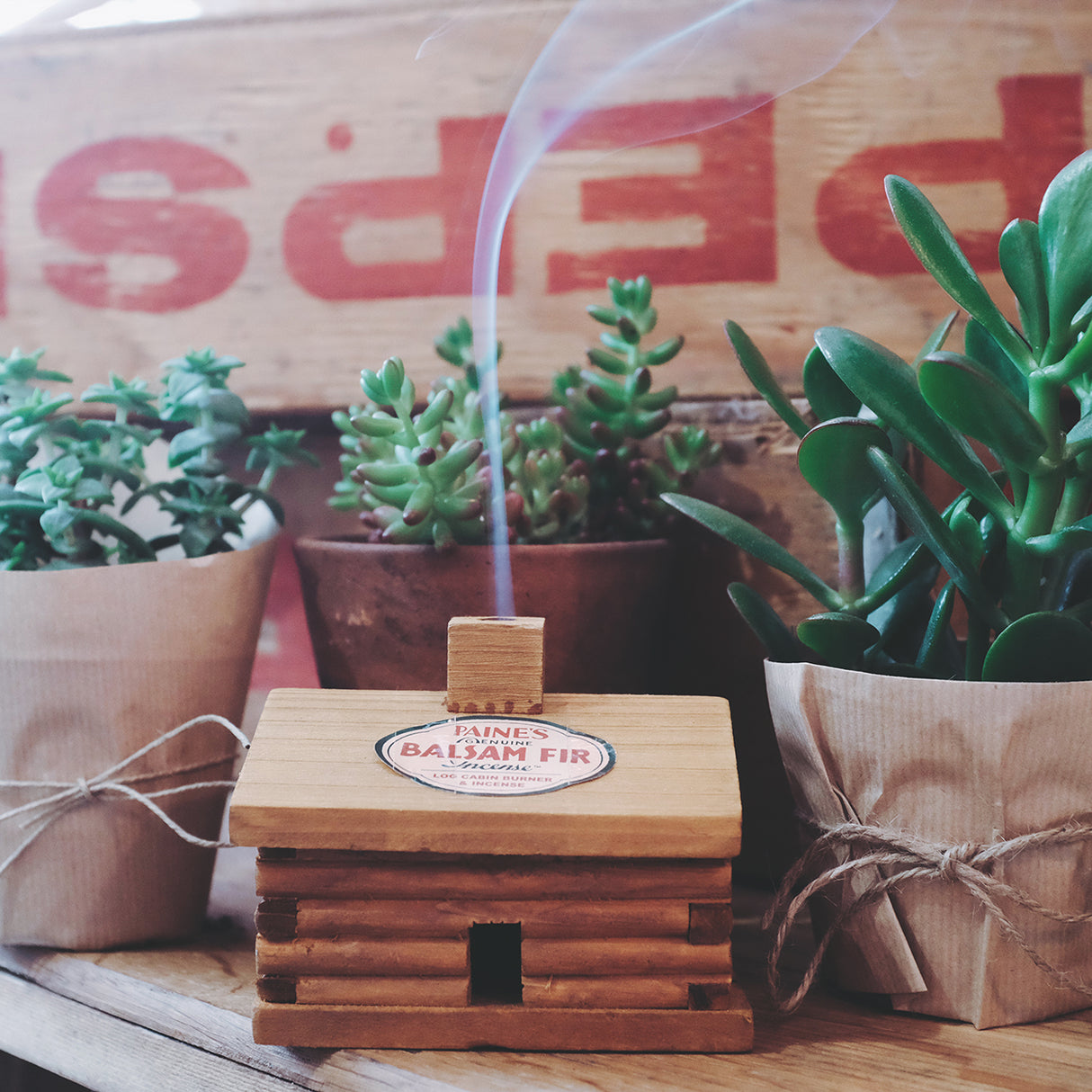 Log cabin incense burner