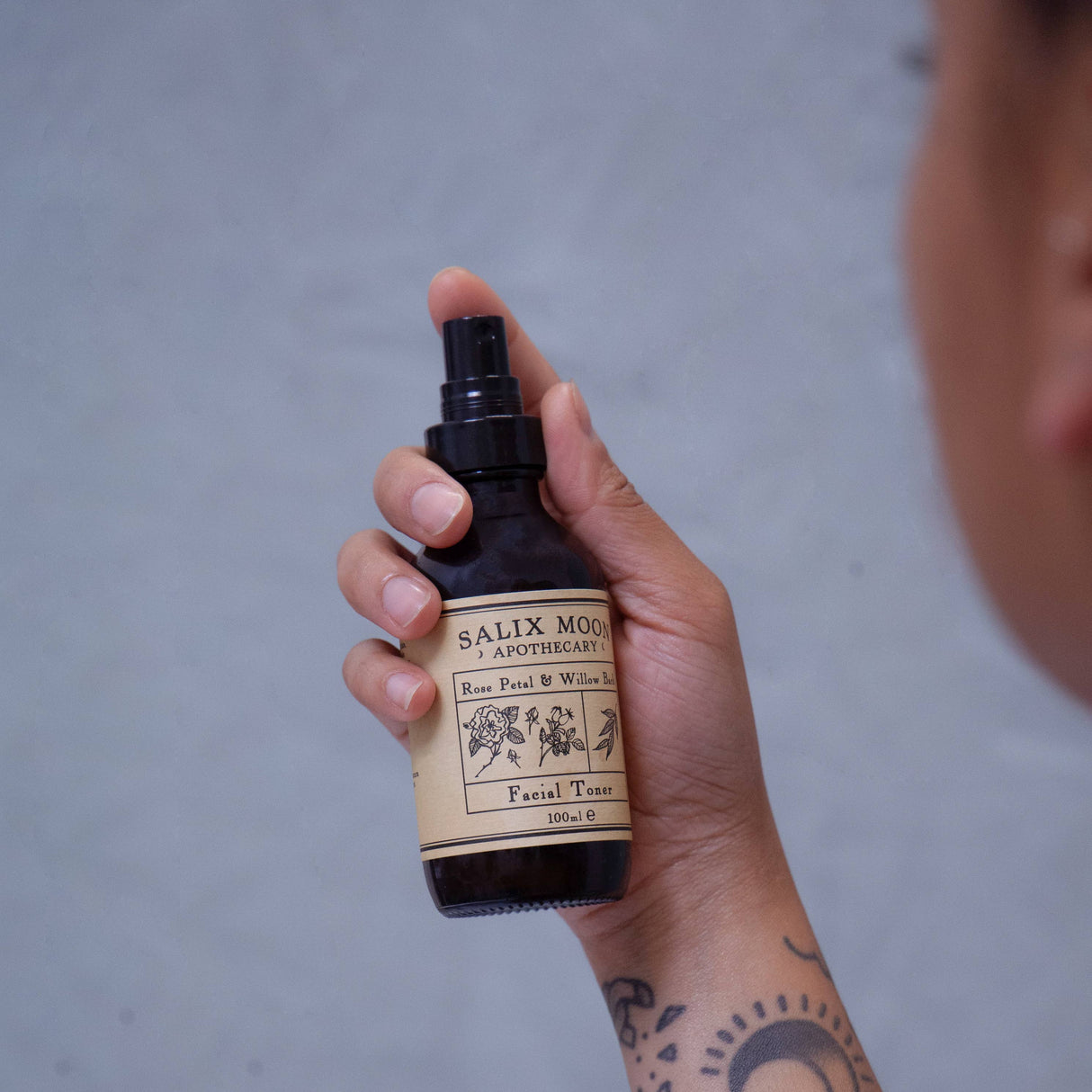 Rose water & willow bark facial toner