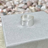 Adjustable hammered ring