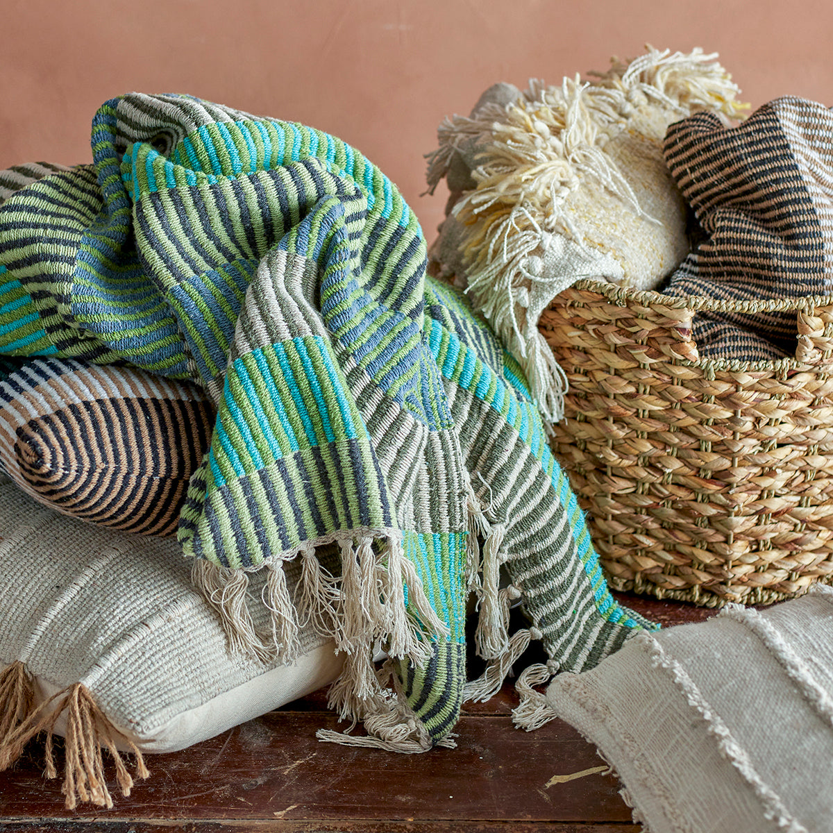 Isnel recycled throw (green)