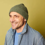 Unisex lambswool beanie (soft green)