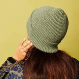 Unisex lambswool beanie (soft green)