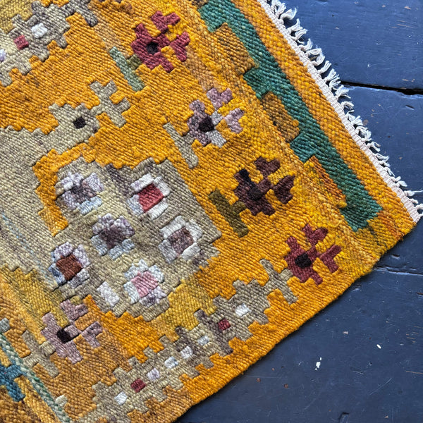 Mini rug/wallhanging