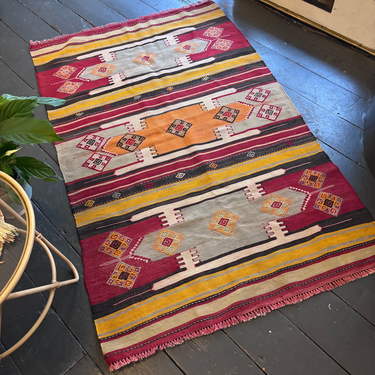 Medallion design Turkish kilim