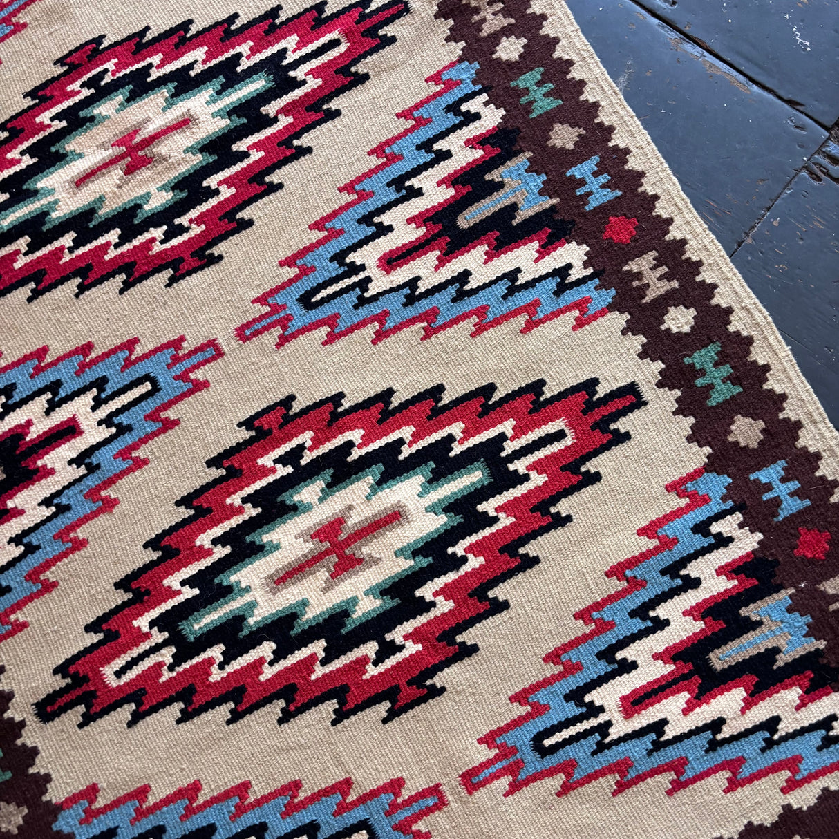 Bright geometric kilim