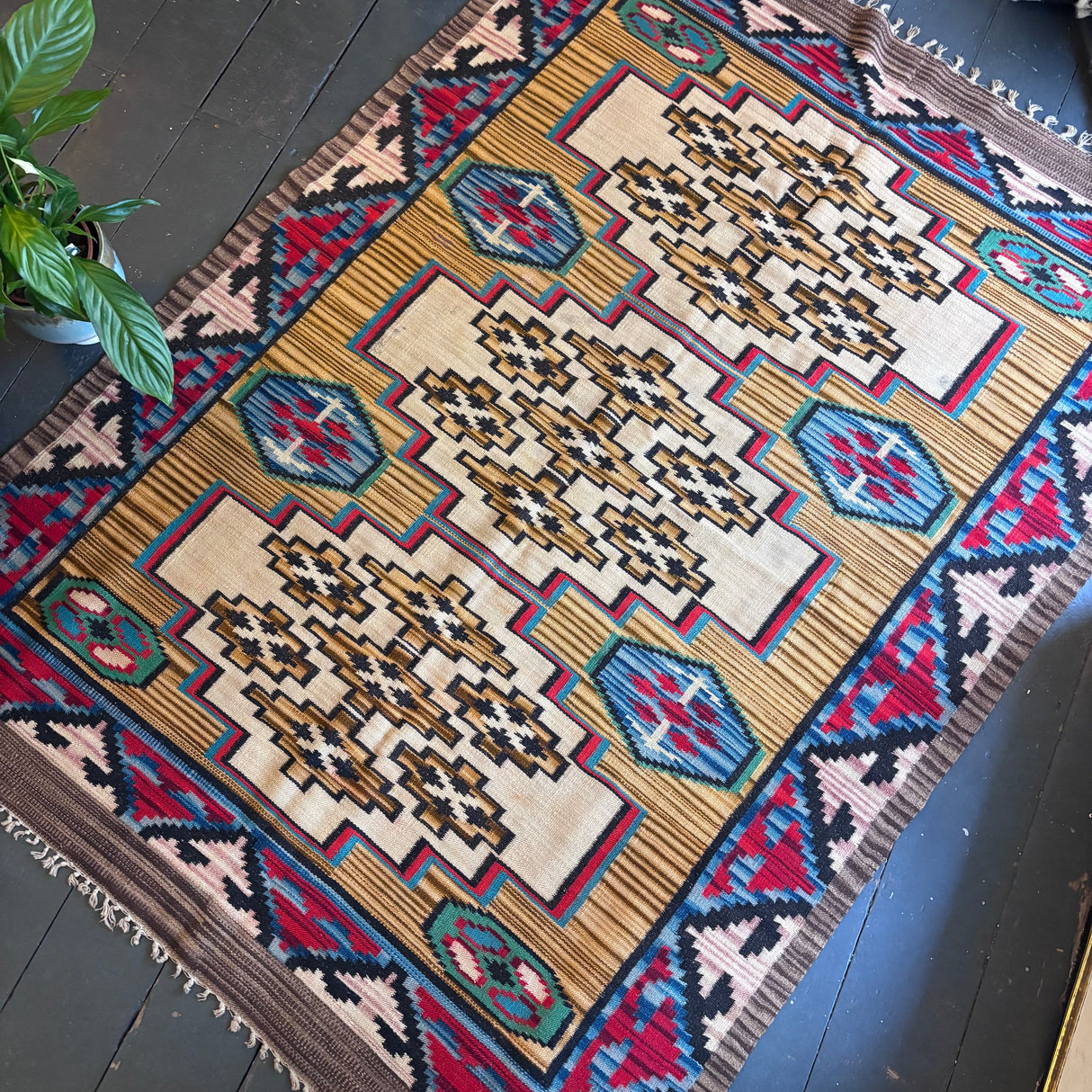 Geometric design kilim