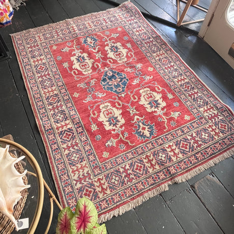 Hand knotted Kazak rug