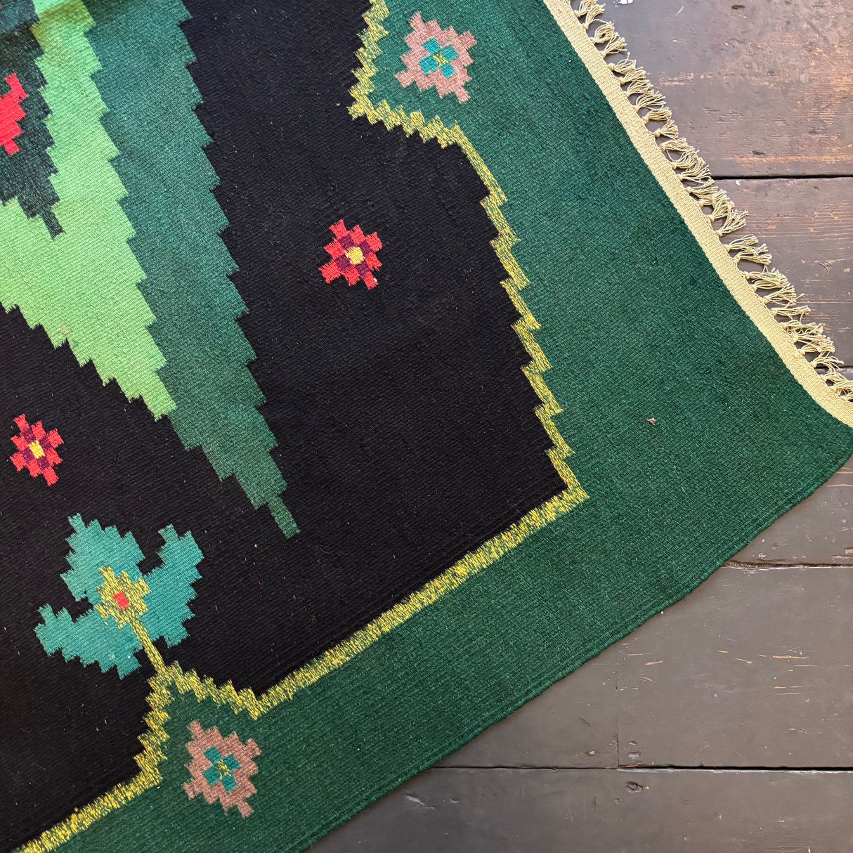 Vintage scandi rug