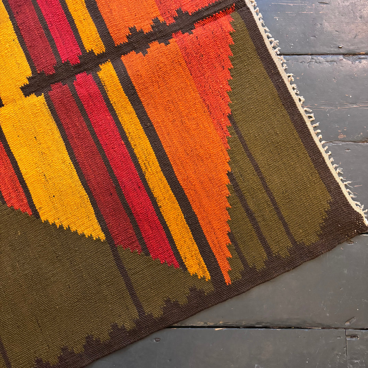 Scandi Mid Century rug