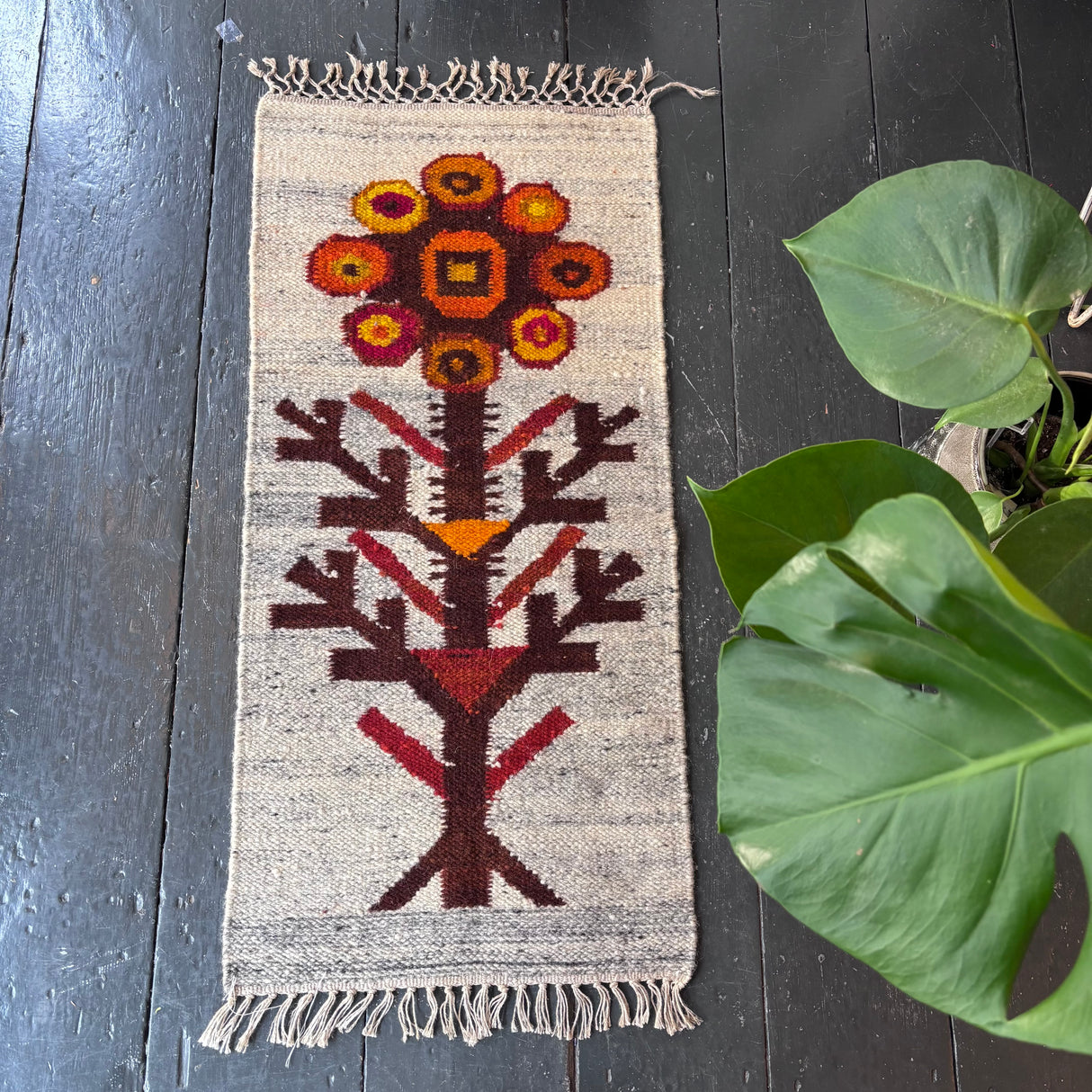 Mini rug/wallhanging (Sunflower)