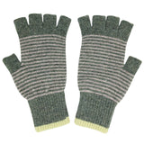 Lambswool fingerless gloves (soft green)