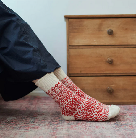 Jacquard wool socks (red)