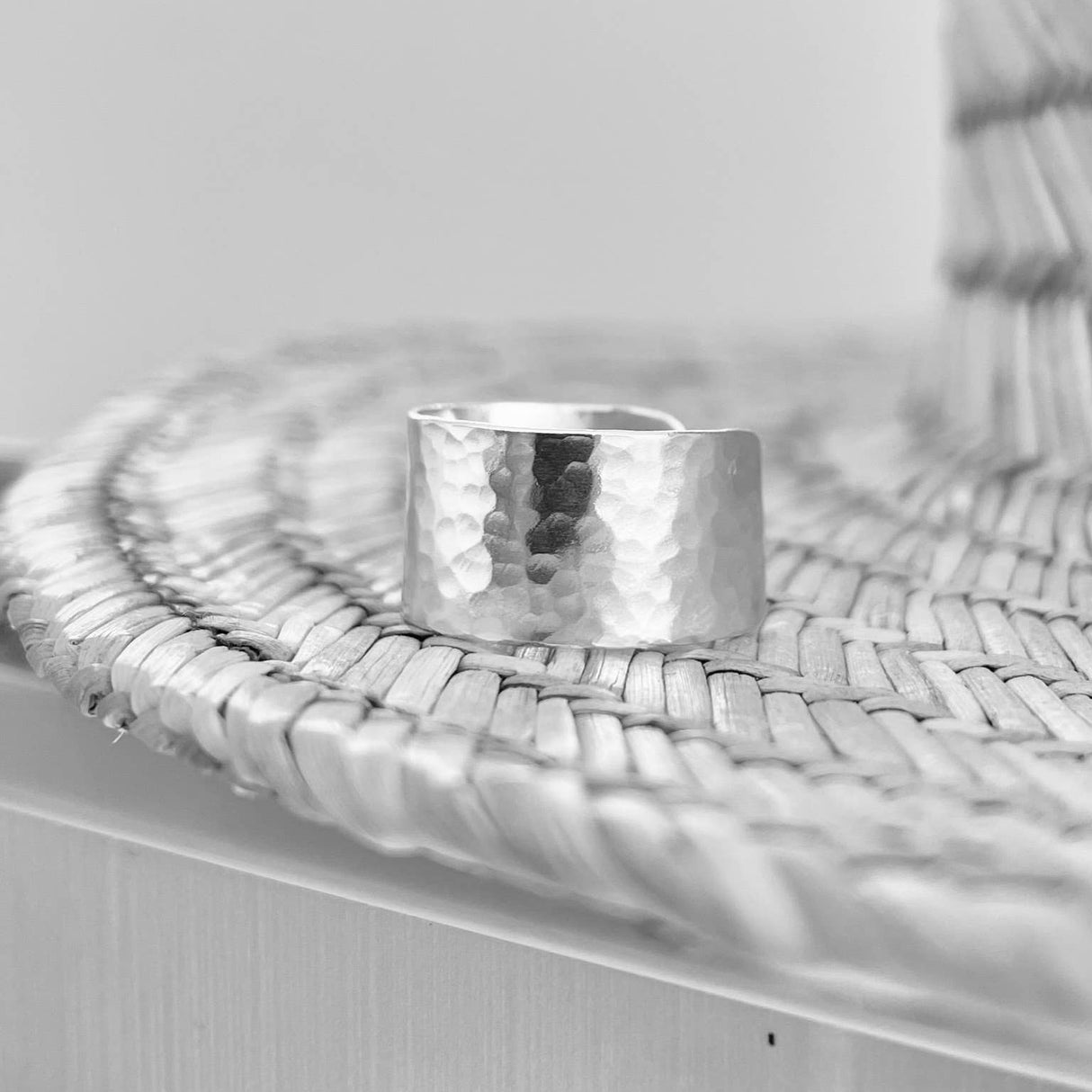 Adjustable hammered ring