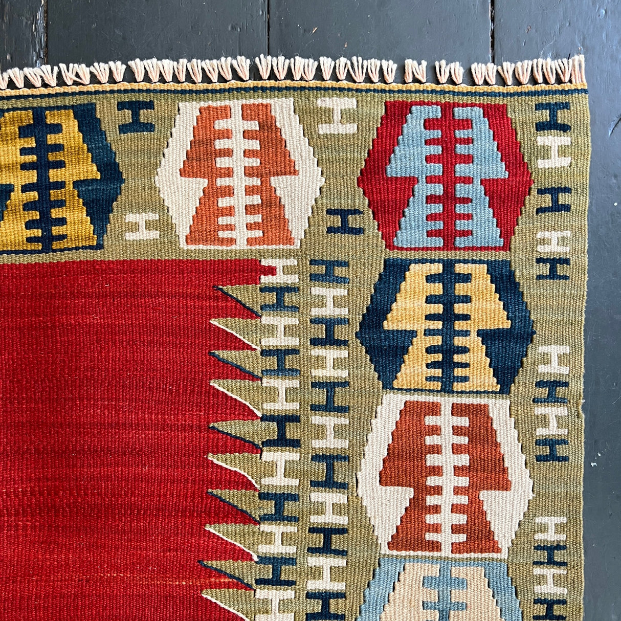 Vintage red kilim