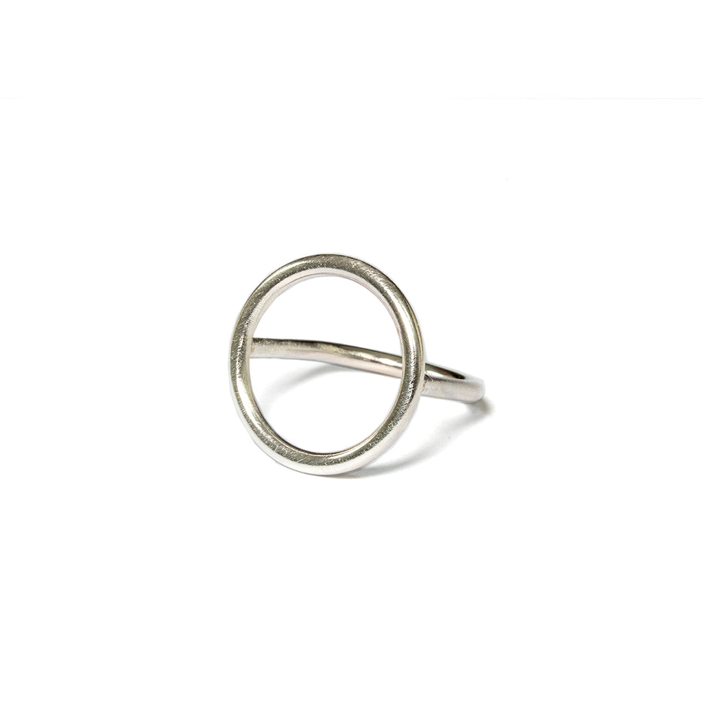 Circle ring (silver)
